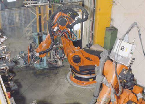 焊接<a href='http://m.yamin.net.cn' target='_blank'><u>機(jī)器人工作站</u></a>