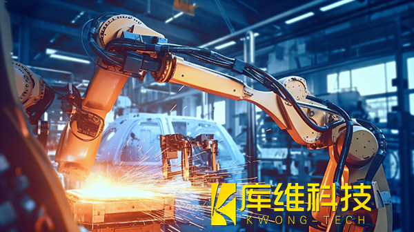 工業(yè)焊接機器人